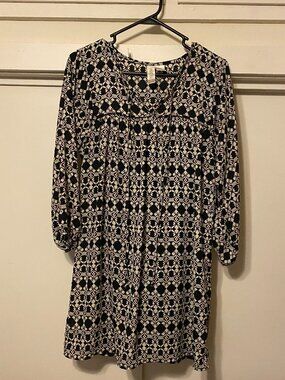 Mimi Chica, 3/4 length sleeve, black & white patterned dress, size S